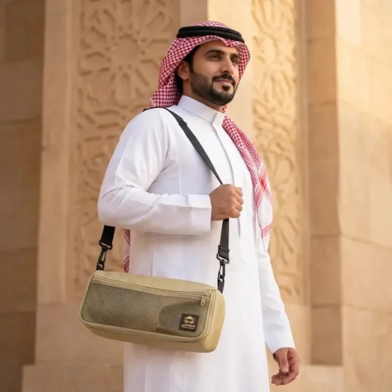 كرسي الشنطة — كرسي رحلات يتطوى ويصير شنطة كتف